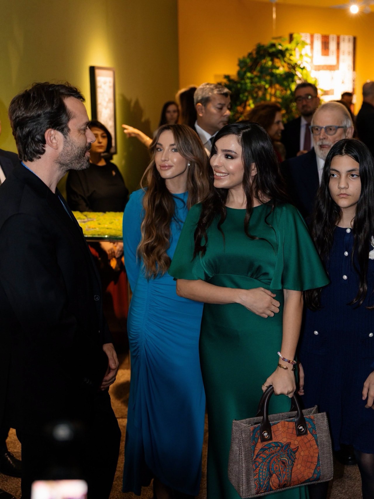 Prezidentin qızı və gəlini “Baku Art Weekend”də - FOTOLAR (VİDEO)