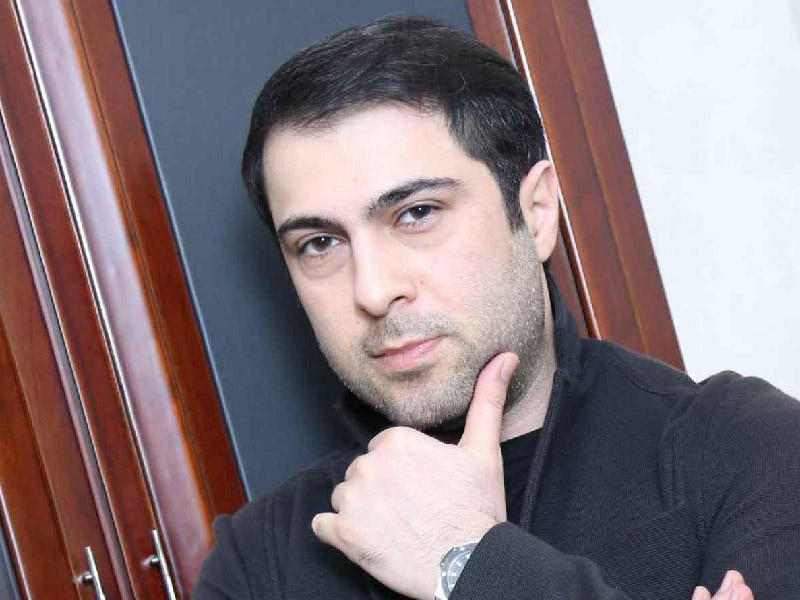 Namiq Qaraçuxurludan gözlənilməz ifa:Aşurada mərsiyə dedi - VİDEO