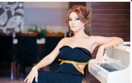 Müğənni Ayana sevgilisindən özəl HƏDİYYƏ - FOTO