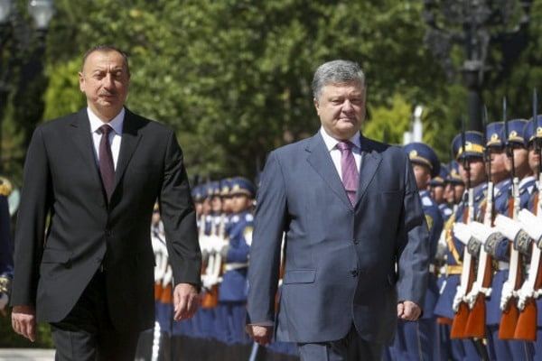 Poroşenko Azərbaycan prezidentini təbrik edib