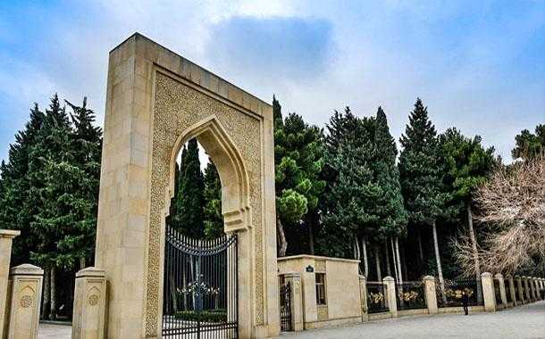 Fəxri Xiyabanda dəfn olunmayan tanınmışların SİYAHISI - FOTOLAR
