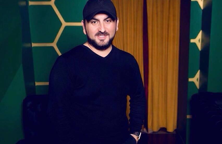 Tolik yenə əsəbiləşdi: Pivəxanada oxuyur, adını qoyur konsert