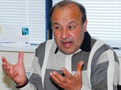 Əli Mirəliyevdən xalq artistinə İRAD : Elə geyin ki, büsqalter dözsün də sənə...- FOTO