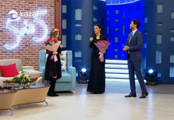 Aparıcı müğənniləri ələ saldı: Meyit ağlayanlara oxşayırsınız...