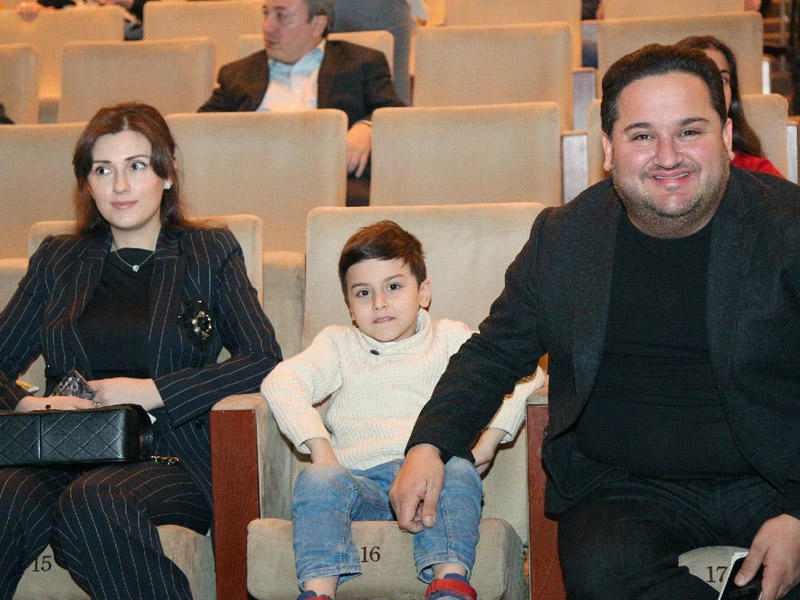 Murad Dadaşov xanımı ilə konsertdə - FOTO
