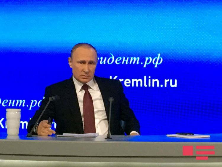Putin jurnalistləri topladı - CANLI YAYIM VİDEO