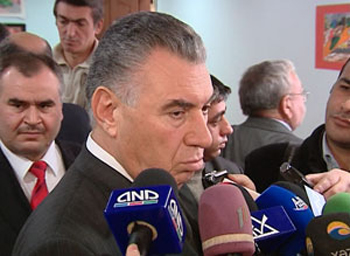 Sarkisyan və Koçaryan Azərbaycan vətəndaşıdır - Əli Həsənov
