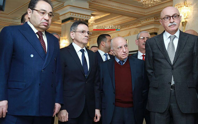 Mədət Quliyev sərgidə - FOTOLAR