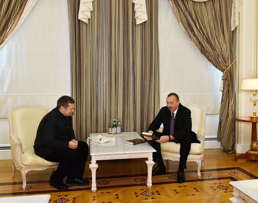 Prezident tanınmış rusiyalı jurnalistlə görüşdü - FOTO