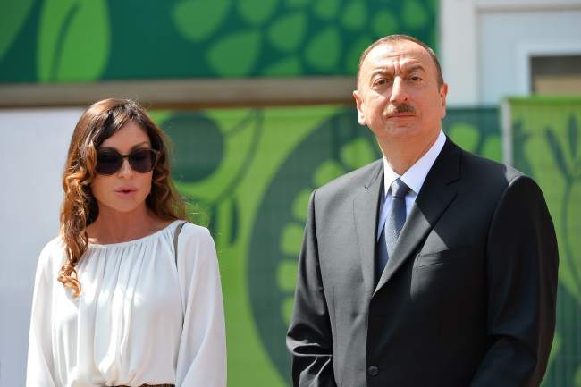 İlham Əliyev və xanımı AÇILIŞDA (YENİLƏNİB)